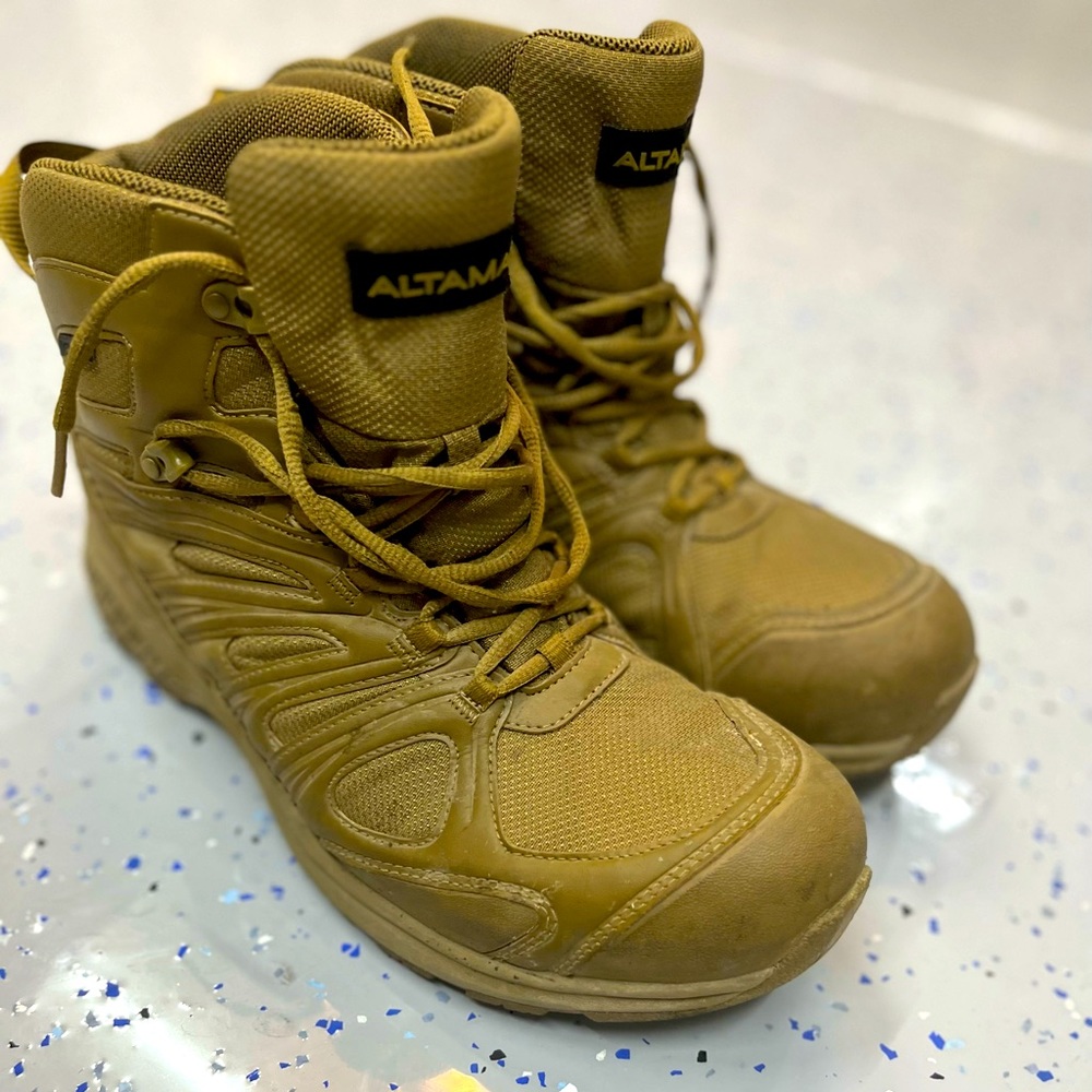 Altama Abbatabad boots